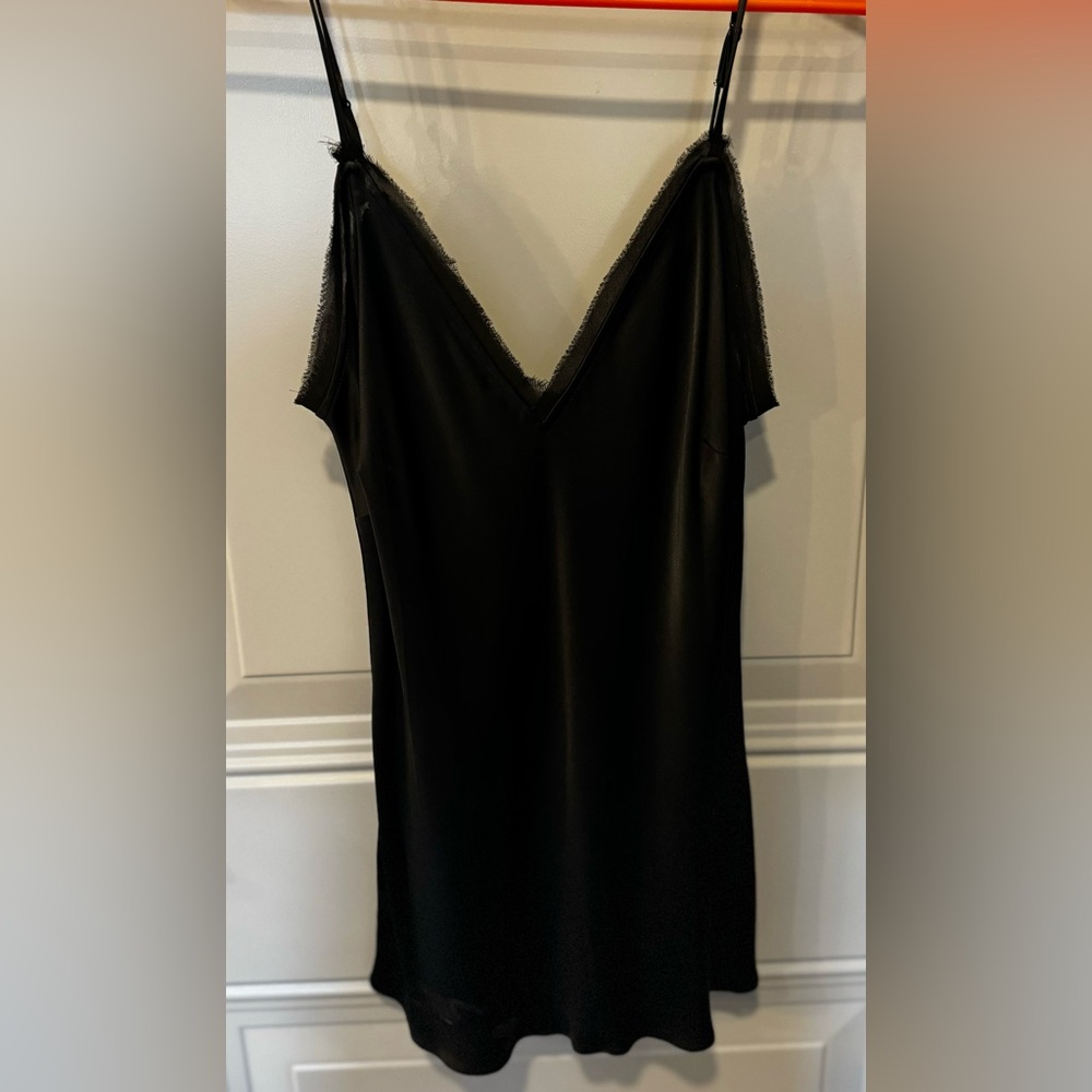 Frame Sm Petite Satin Long Tank Black